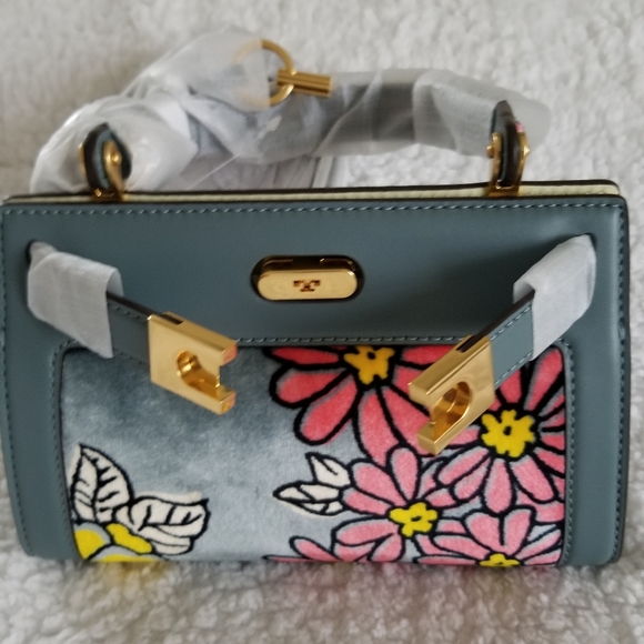 🎀Authentic Tory Burch LEE RADZIWILL PETITE BAG💝 - Picture 10 of 10